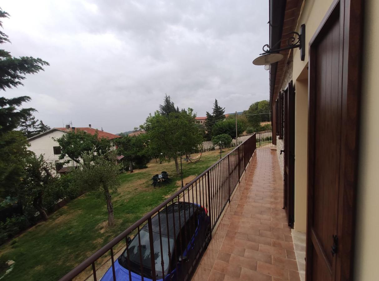 B&B il Fienile Cingoli Esterno foto